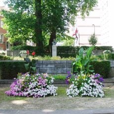 Square du Souverain