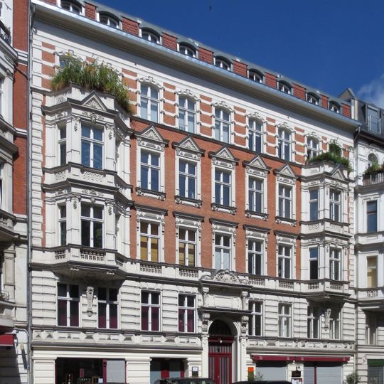 Mietshaus Eisenacher Straße 2