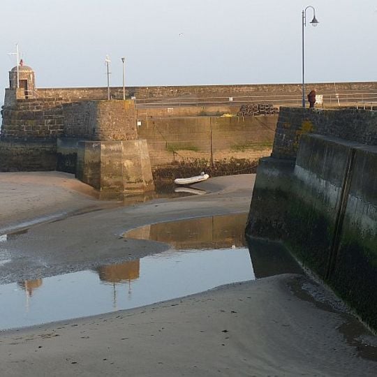 Saundersfoot Lighthouse
