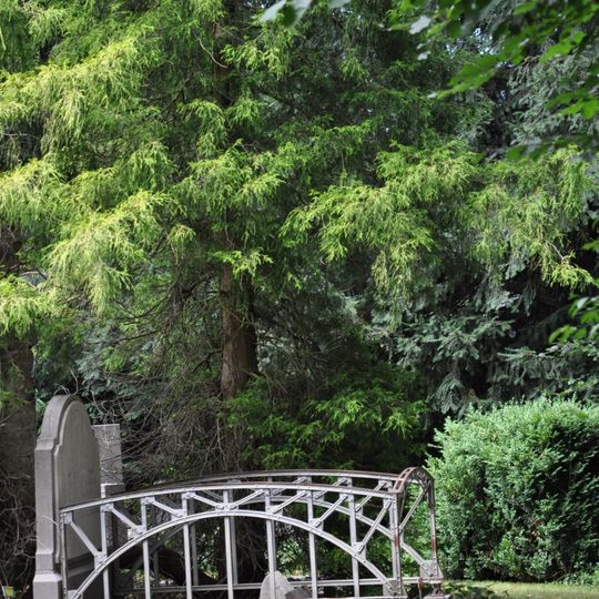 Grafmonument van Luit Blom