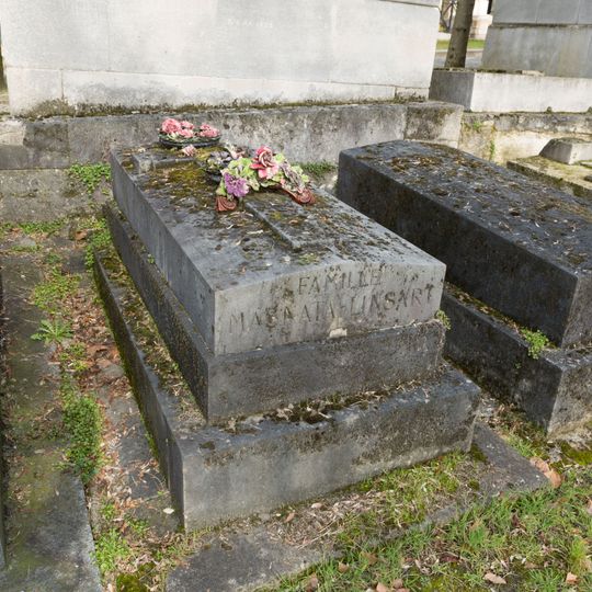 Grave of Masnata-Linsart