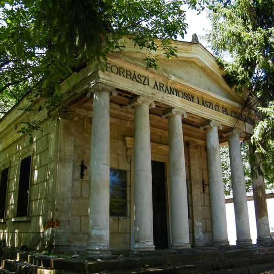 Cintorín sv. Rozálie, hrobka