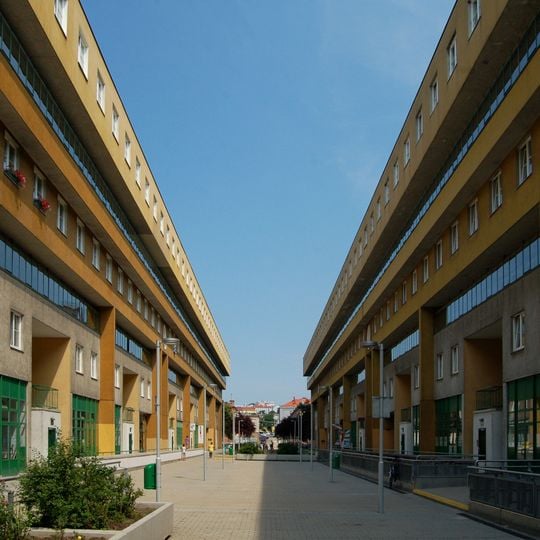 Gemeindebau Weiglgasse 6-10