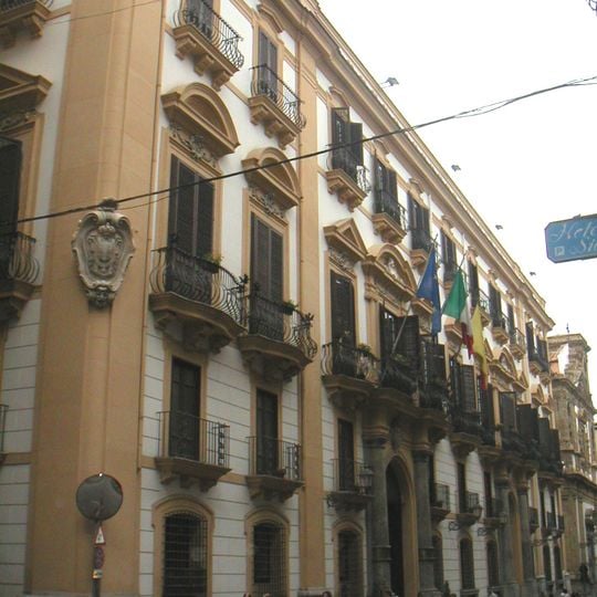 Palais Comitini