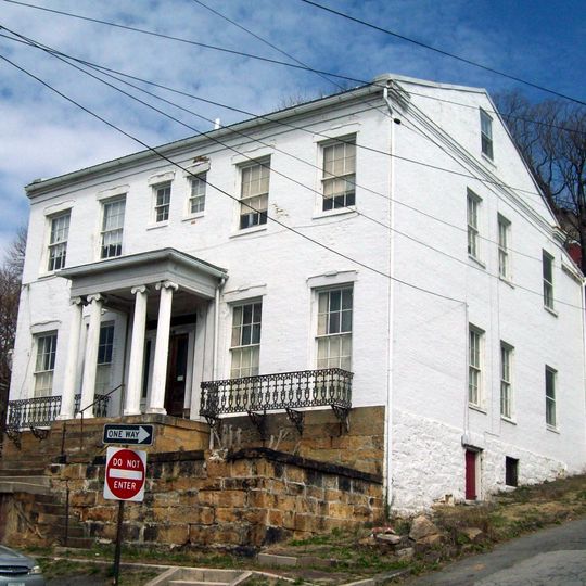 16 Altamont Terrace