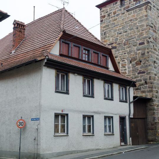Wohn- und Geschäftshaus