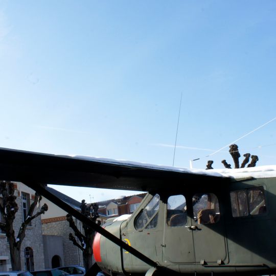 Musée de la base aérienne 112 et de l'aéronautique locale