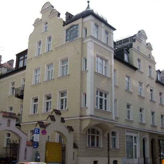 Auenstraße 25-27