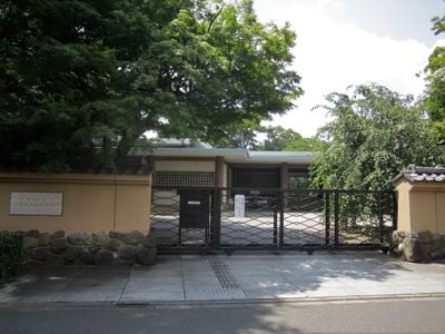 Entrance 1
