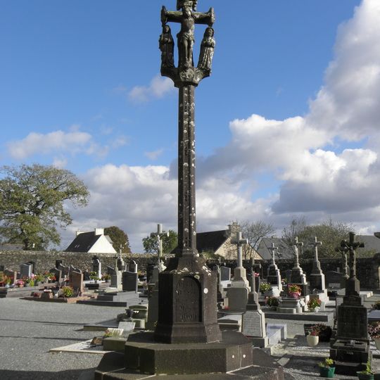 Calvaire de l'enclos paroissial de Dirinon