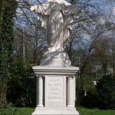 Statue of Sacred Heart of Jesus Christ