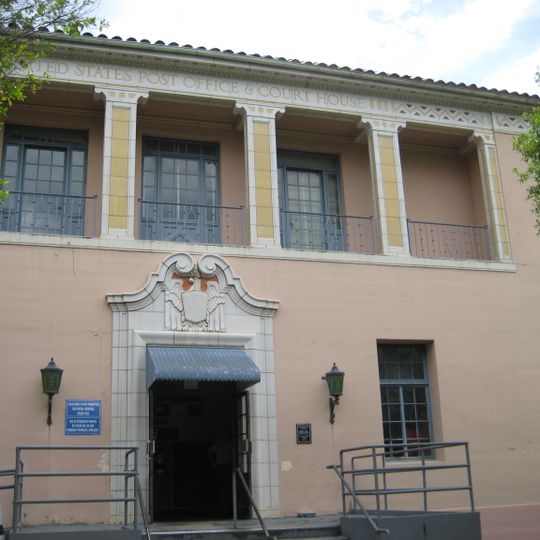 Miguel Angel García Méndez Post Office Building