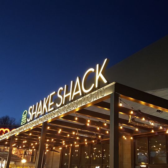 Shake Shack Mall in Columbia