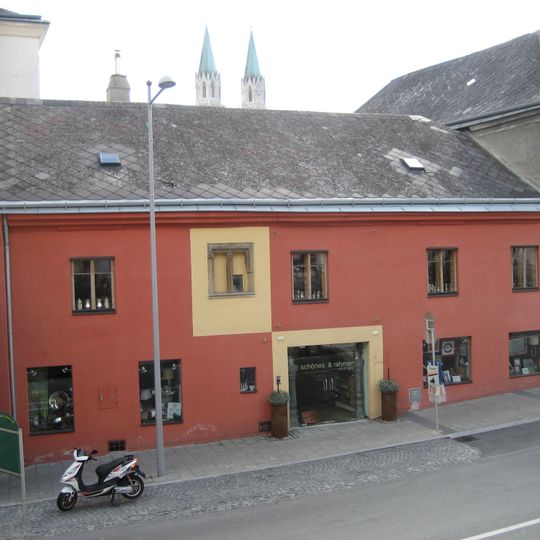 Bürgerhaus, Postgebäude