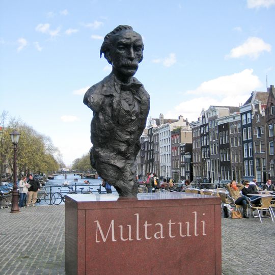 Multatuli bust