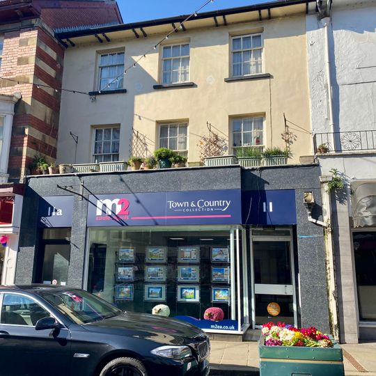 No. 11, Cross Street, Abergavenny