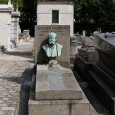 Grave of Drumont