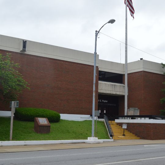 Saline County Courthouse