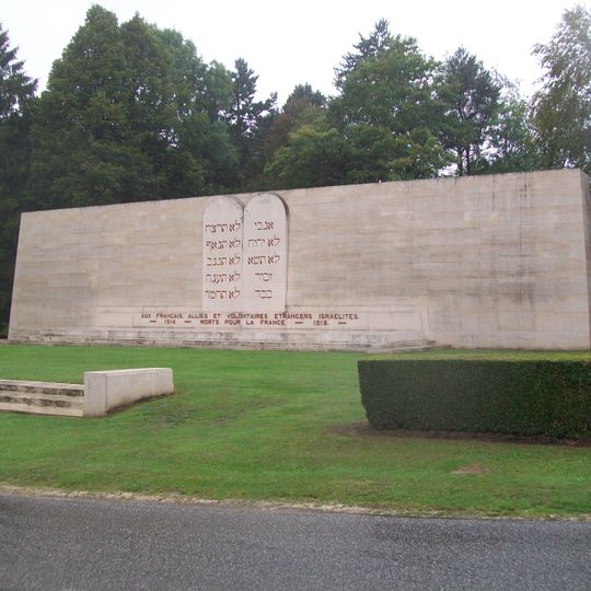 Monument aux morts israélites a Fleury-devant-Douaumont