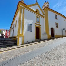Igreja da Misericórdia de Abrantes, pátio do Definitório, Casa do Despacho e claustro anexo, incluindo o património integrado