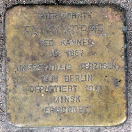 Stolperstein en memoria de Fanny Koppel