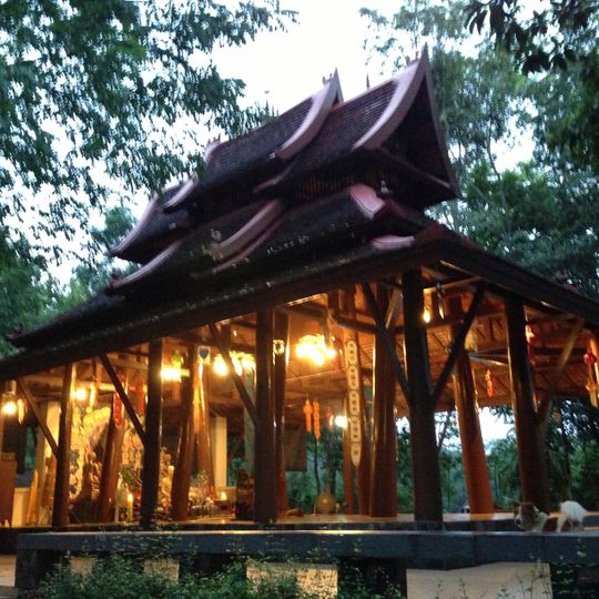 Wat Pa Phut Photchanaram