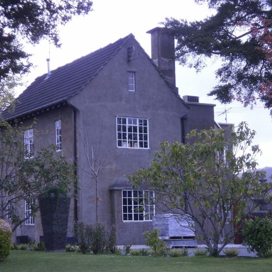 Brentwood Manor