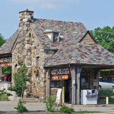 Tuomy Hills Service Station