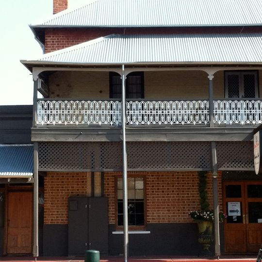 Rose and Crown Hotel