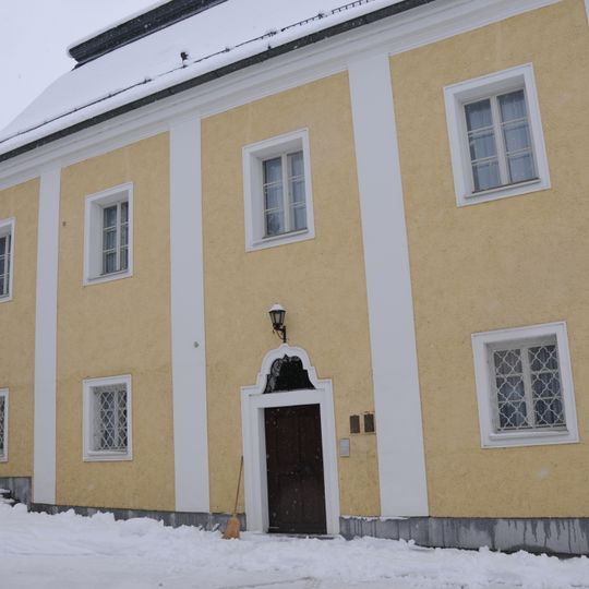 Pfarrhof und Nebengebäude