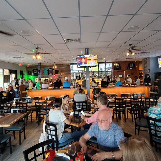 Bunky's Raw Bar & Grill