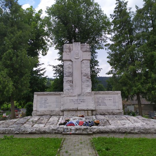 Pam. miesto černovskej masakry