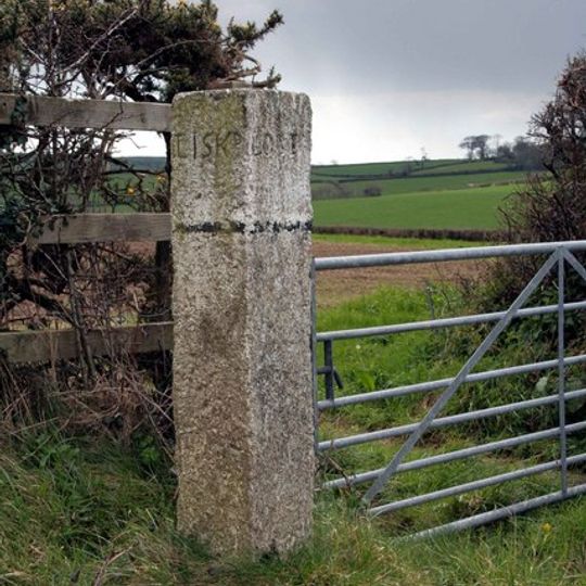 Guide Post 1/4 Mile North Of Kingole Farm