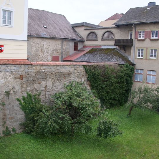 Teil der inneren Stadtmauer und Zwinger