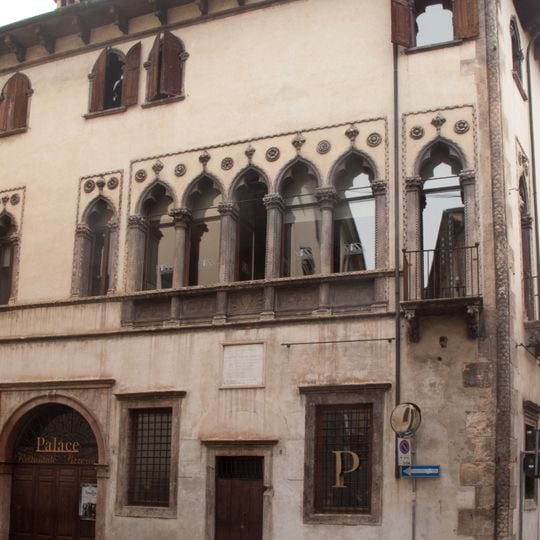 Palazzo Garzadori