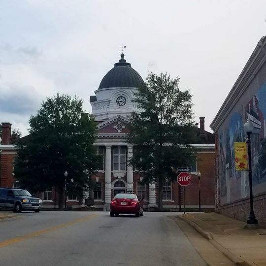 Blakely Court Square Historic District