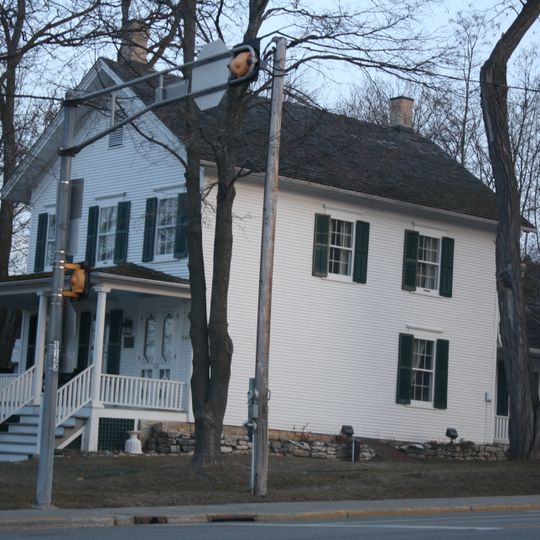 Alexander Noble House
