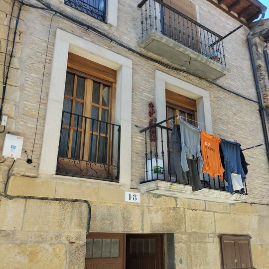 Casa Santa Engracia 18