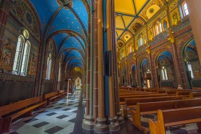Interior 3