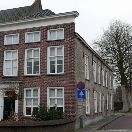 Nederlands Hervormde Pastorie Besoyen