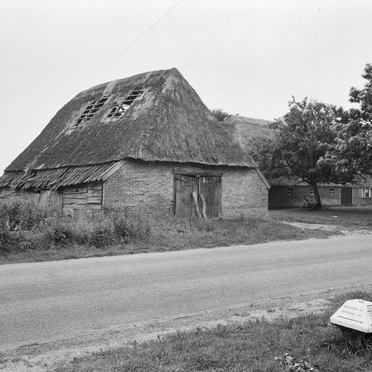 Boerderij met woongedeelte met rechte gevel