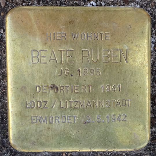 Stolperstein en memoria de Beate Ruben