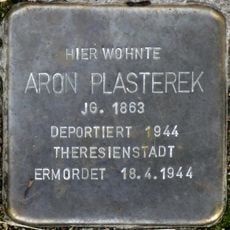Stolperstein dedicated to Aron Plasterek