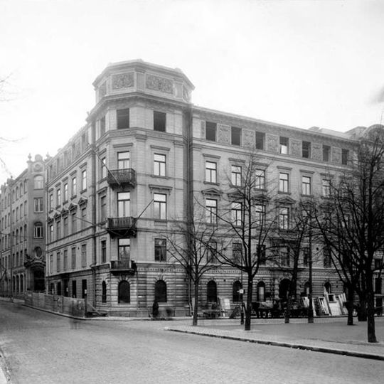 Hamiltonska huset, Kungsträdgårdsgatan