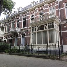 Rijtje van drie herenhuizen