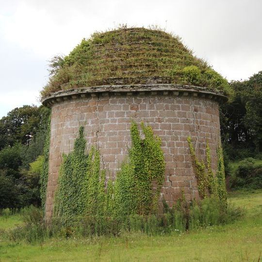 Colombier du Manoir de Pont-Couennec