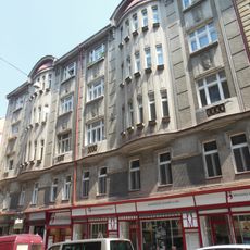 Municipal Library of Prague, Školská branch