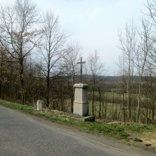 Kříž severozápadně od Velenov
