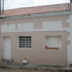 Building at Rua Gustavo Paula Leite, 54