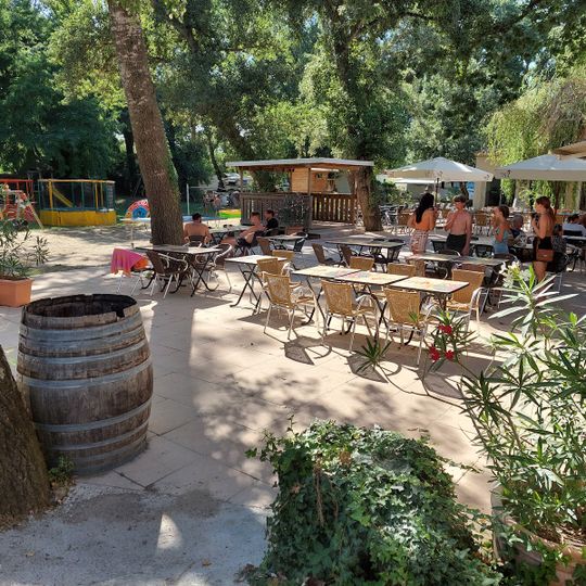 Camping le Bois des Roches